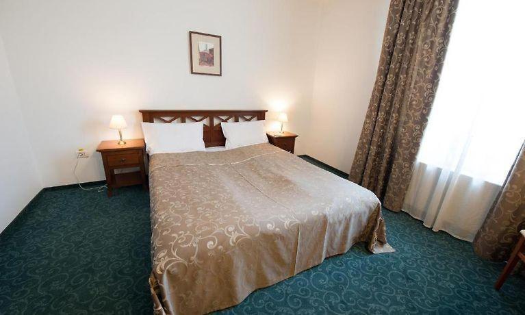 Hotel Ana Αράντ Εξωτερικό φωτογραφία
